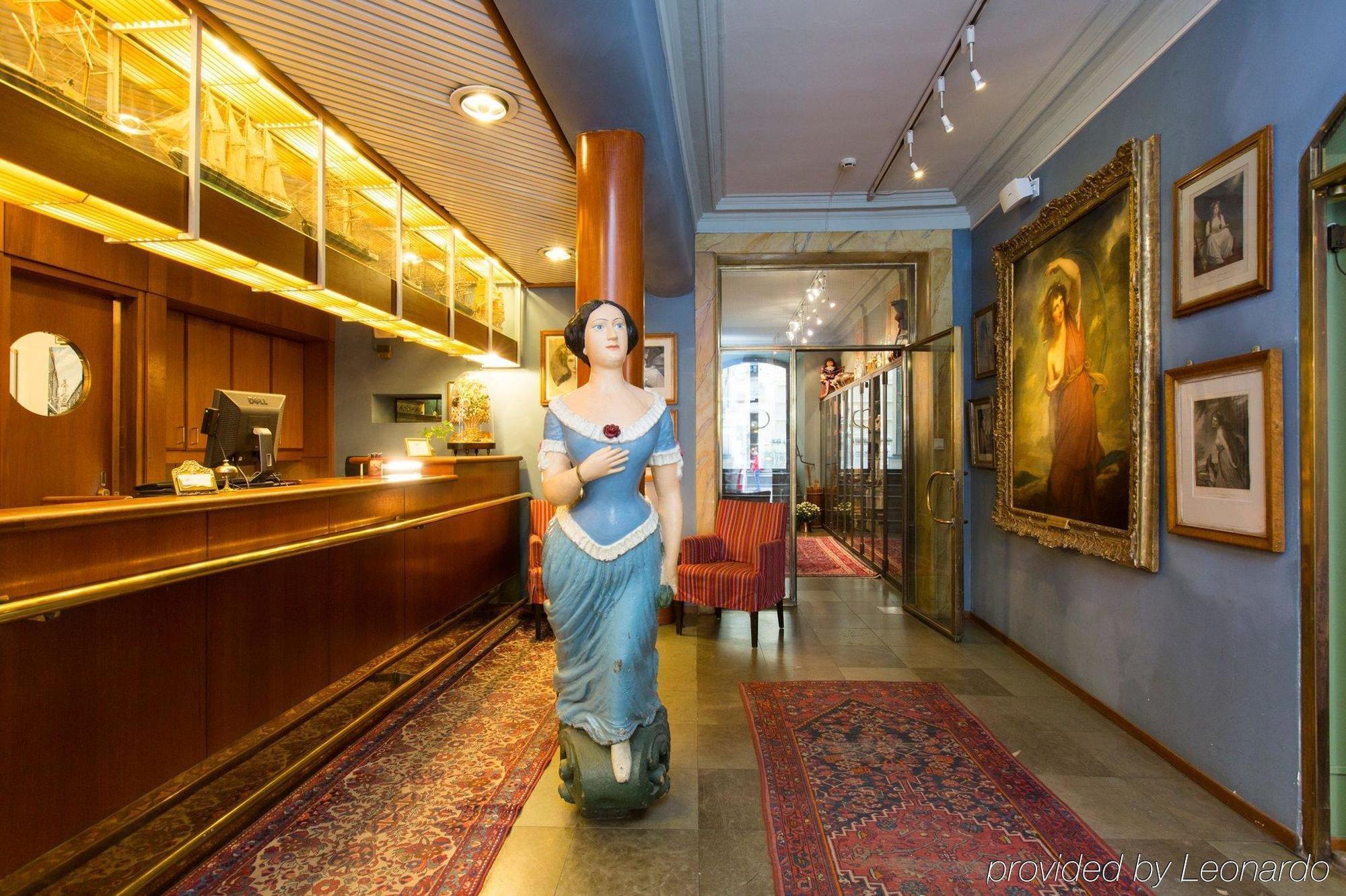 Lady Hamilton Lägenhetshotell