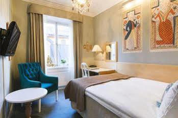 Lägenhetshotell Lady Hamilton 3*